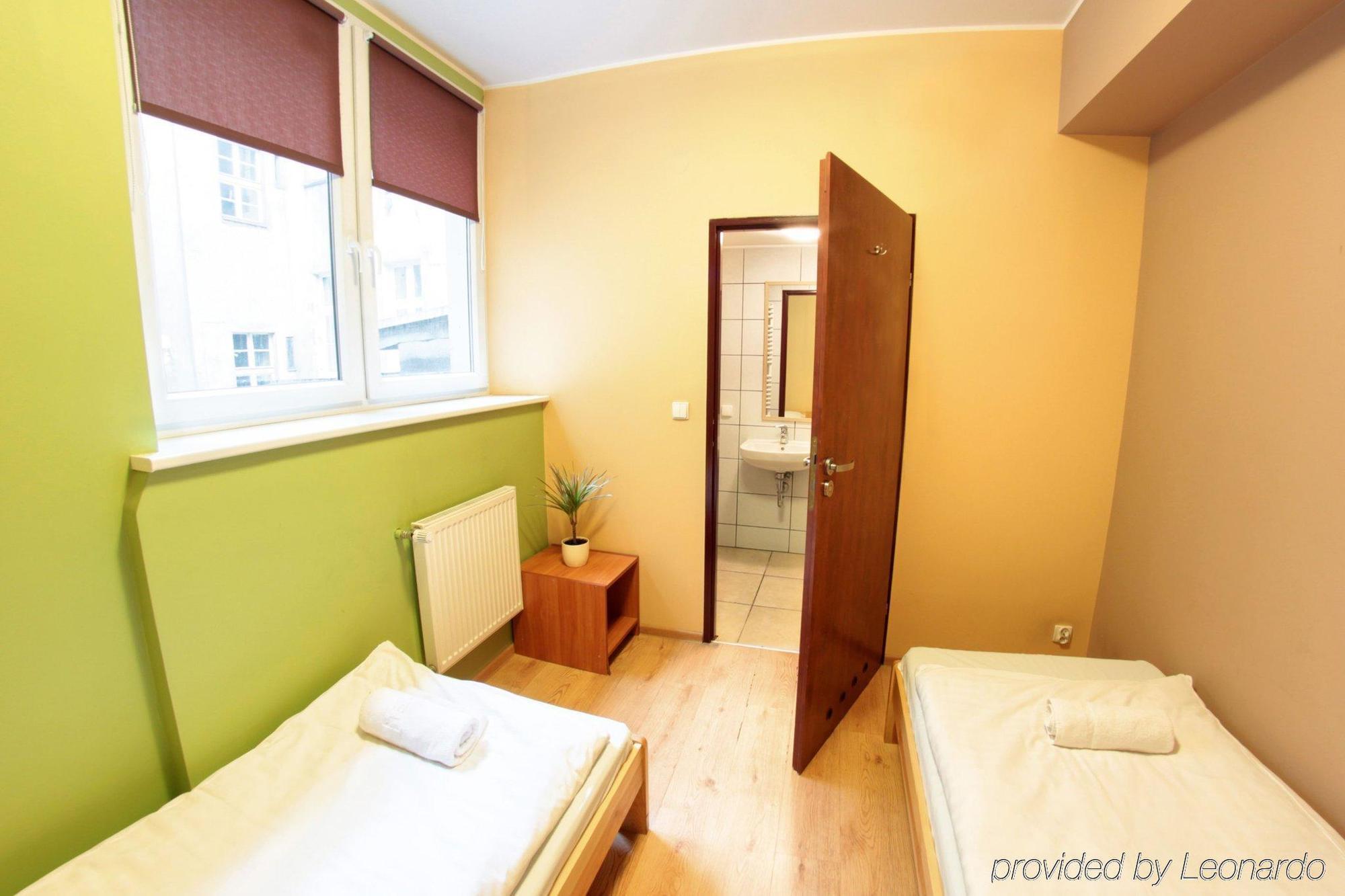 Frolic Goats Hostel ポズナン 部屋 写真
